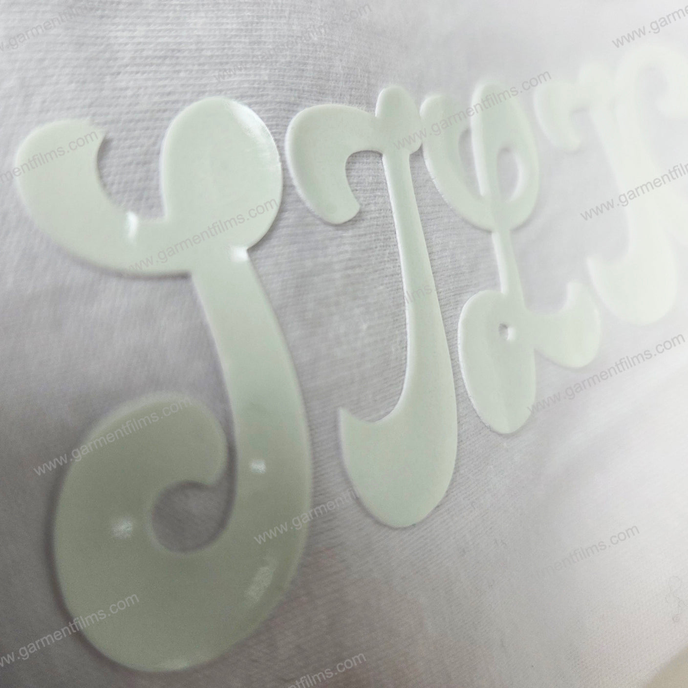 SILICONE LUMINOUS (GLOW IN THE DARK)